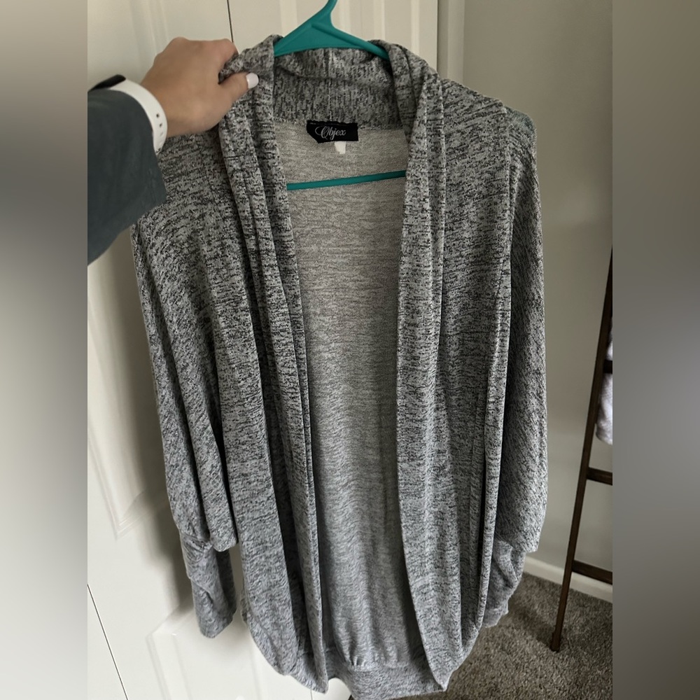 Grey stylish cardigan - Picture 2 of 4